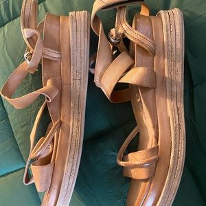 AS98 Labo Tiger sandals, 11, New in Box